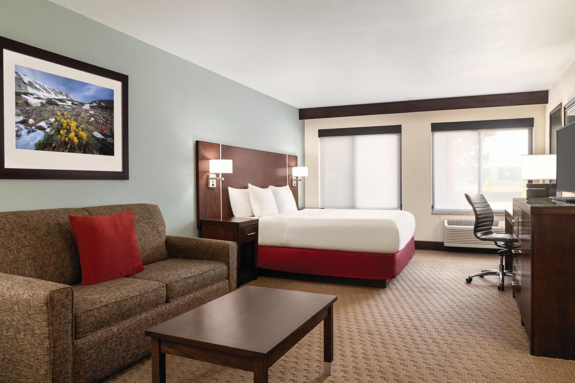 Radisson Hotel Colorado Springs Airport Exterior photo